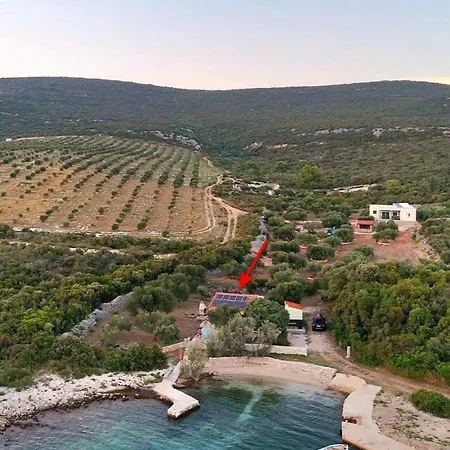 Secluded Fisherman's Cove Zuborovica, Pasman - 321 Ferienhaus
