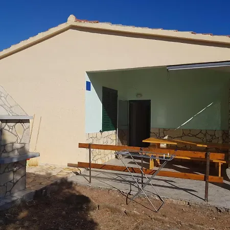 Holiday home Secluded Fisherman's Cove Zuborovica, Pasman - 321