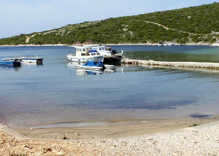 Secluded Fisherman's Cove Zuborovica, Pasman - 321 *