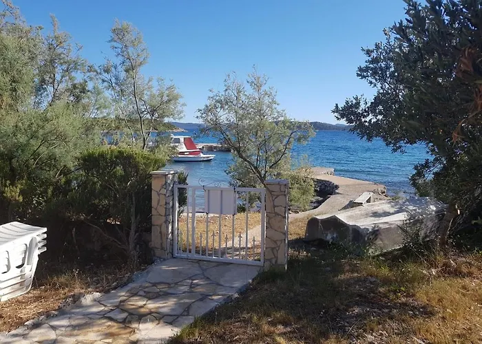 Secluded Fisherman's Cove Zuborovica, Pasman - 321 Vakantiehuis