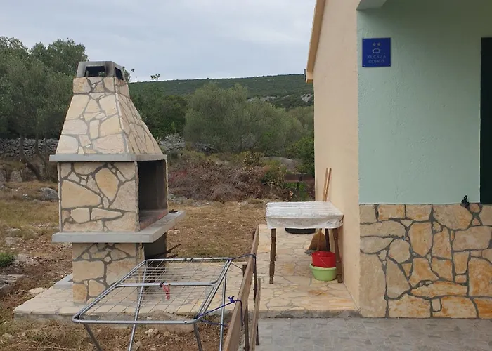 Secluded Fisherman's Cove Zuborovica, Pasman - 321 *